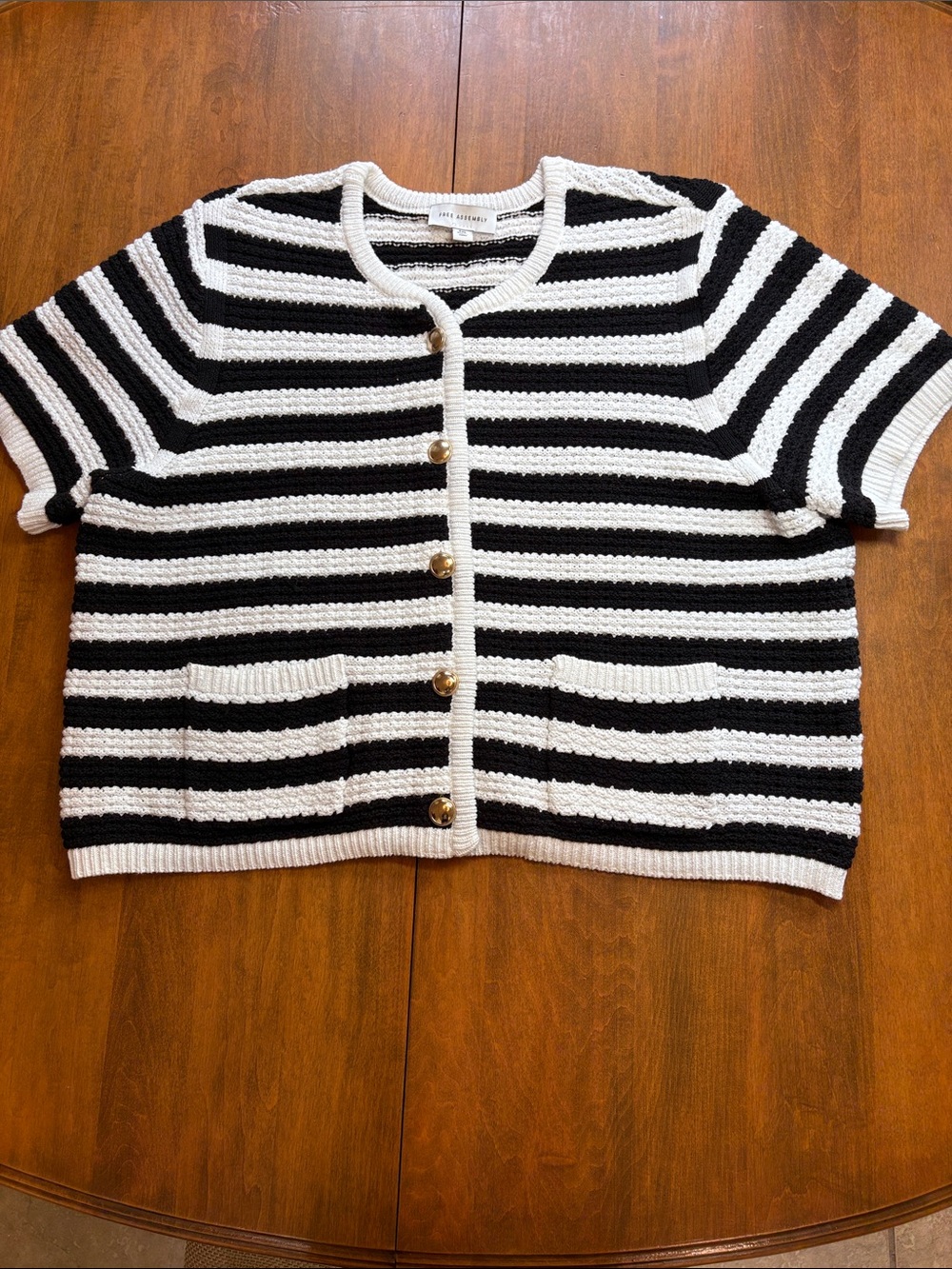 Striped Short-Sleeve Knit Cardigan in Black and White